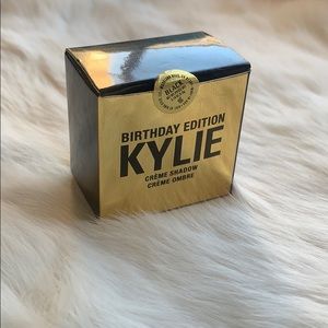 Kylie Birthday Edition Creme Shadow - Black